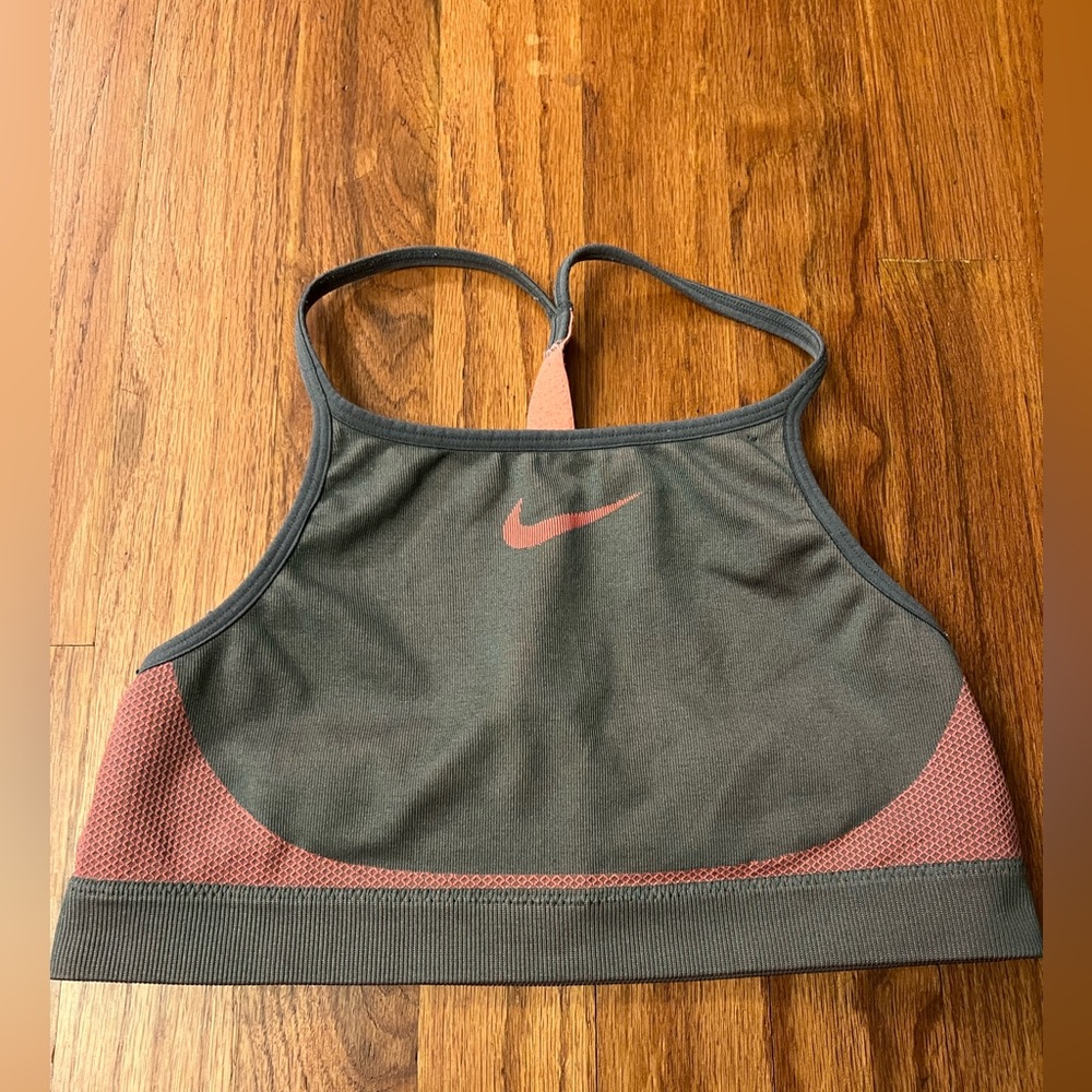 Nike dri-fit sports bra